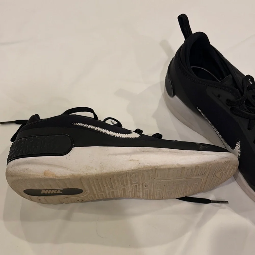 Nike Women Black Sneakers